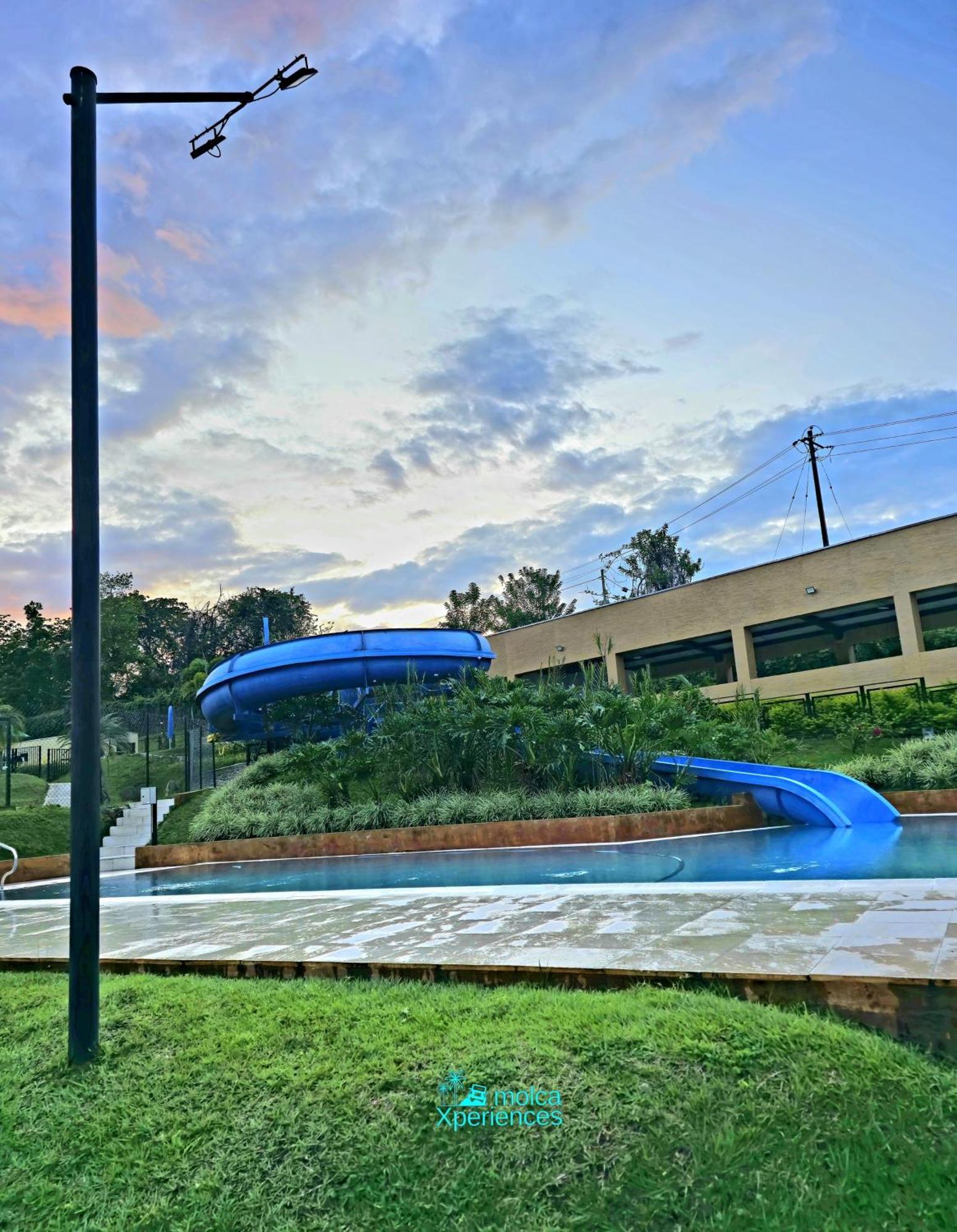 Apartamento Privado Vacacional A 5M Del Aeropuerto, 20 Minutos Del Parque Del Cafe Y Centro De Armenia Con 4 Piscinas, 3 Jacuzzi, Sauna By Molca Xperiences 3H Exteriör bild