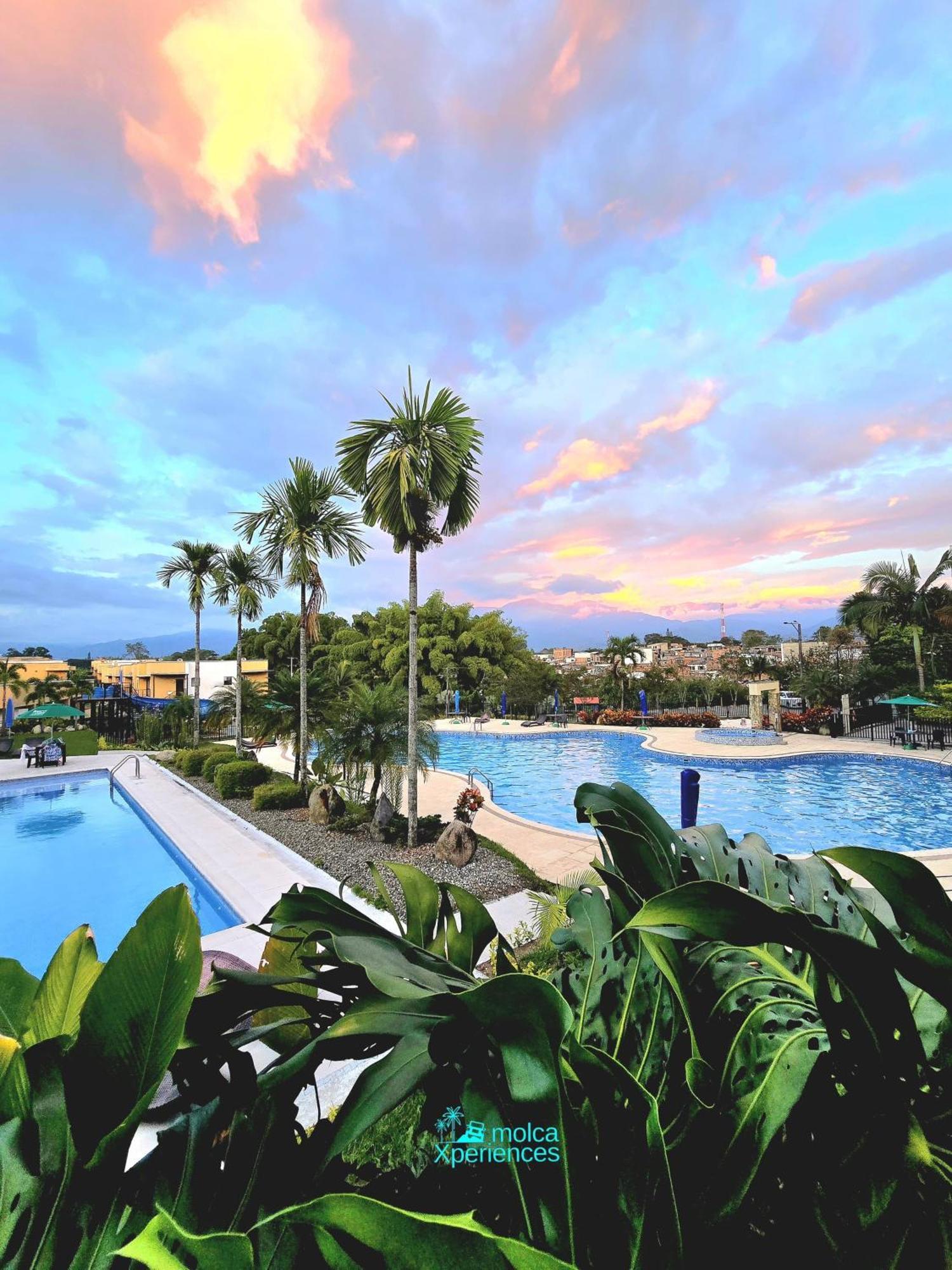 Apartamento Privado Vacacional A 5M Del Aeropuerto, 20 Minutos Del Parque Del Cafe Y Centro De Armenia Con 4 Piscinas, 3 Jacuzzi, Sauna By Molca Xperiences 3H Exteriör bild