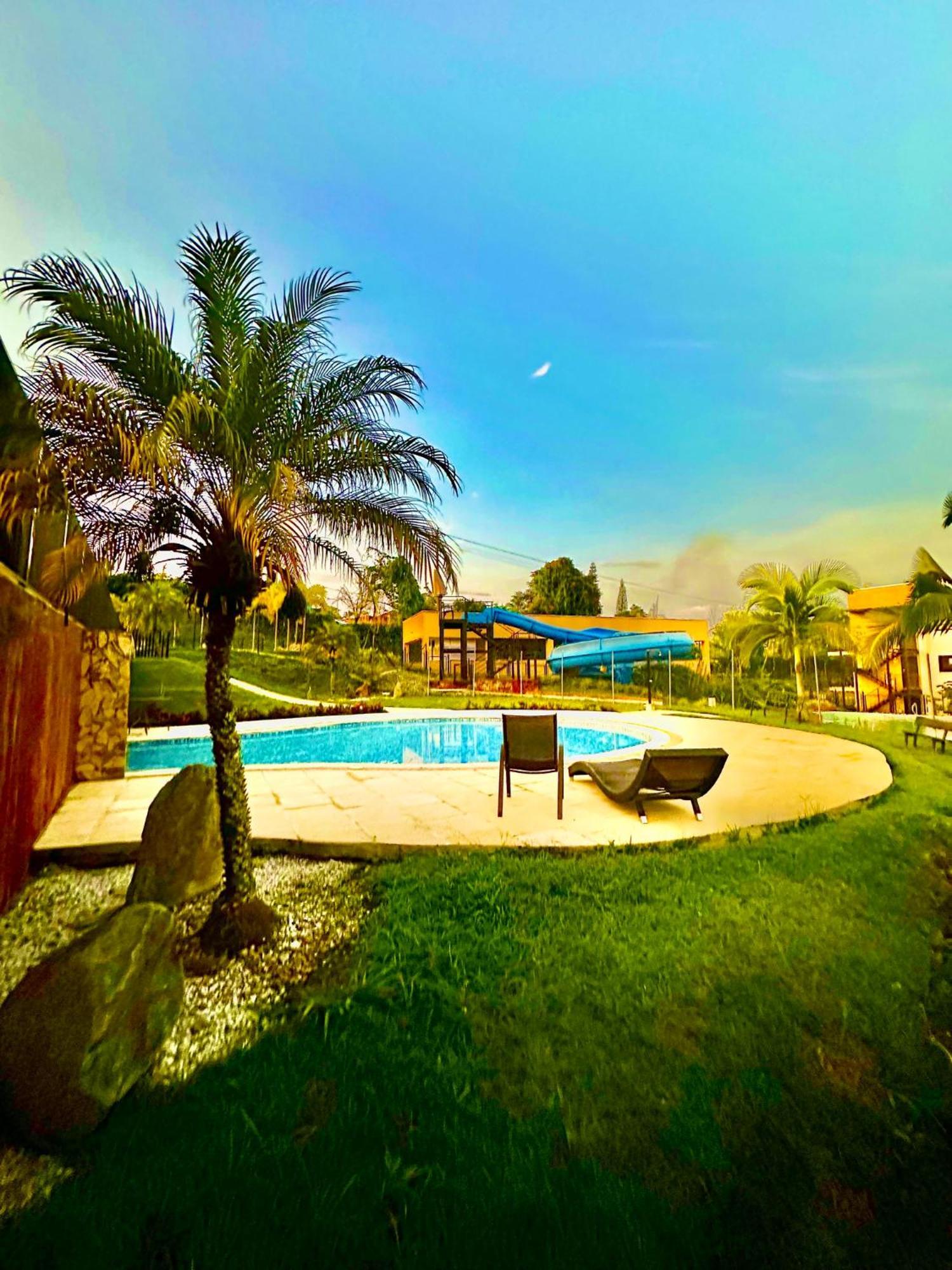 Apartamento Privado Vacacional A 5M Del Aeropuerto, 20 Minutos Del Parque Del Cafe Y Centro De Armenia Con 4 Piscinas, 3 Jacuzzi, Sauna By Molca Xperiences 3H Exteriör bild