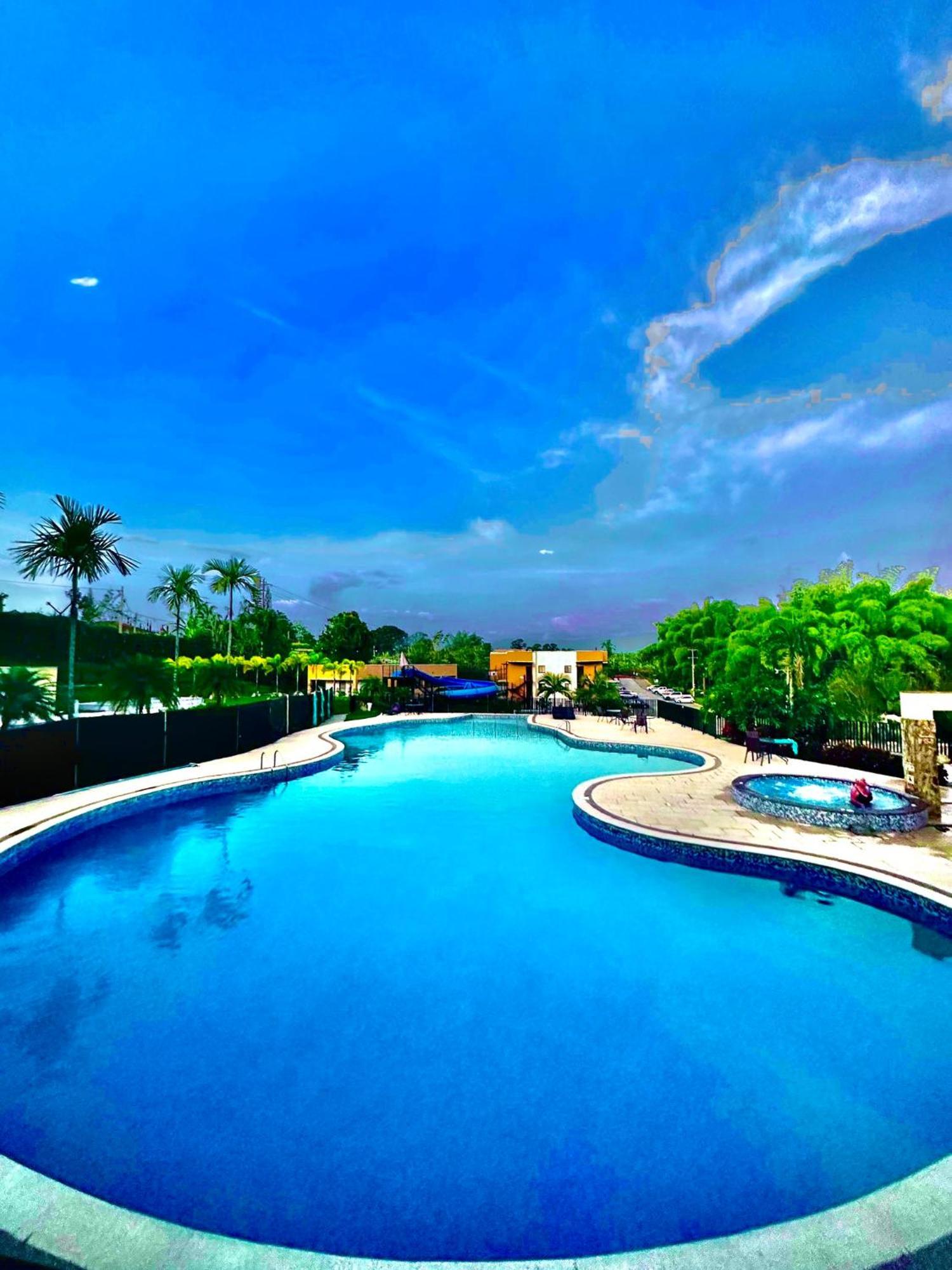 Apartamento Privado Vacacional A 5M Del Aeropuerto, 20 Minutos Del Parque Del Cafe Y Centro De Armenia Con 4 Piscinas, 3 Jacuzzi, Sauna By Molca Xperiences 3H Exteriör bild